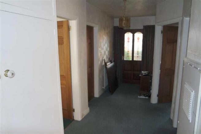 Entrance Hallway: