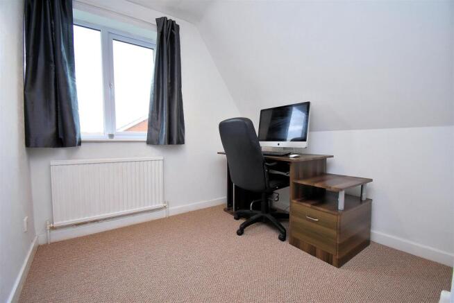 bedroom 3.jpg