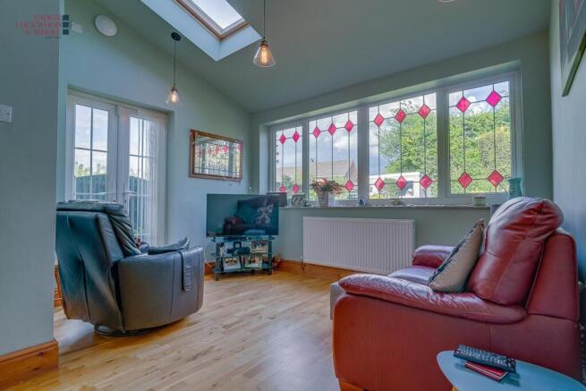 Sitting Room 2.jpg