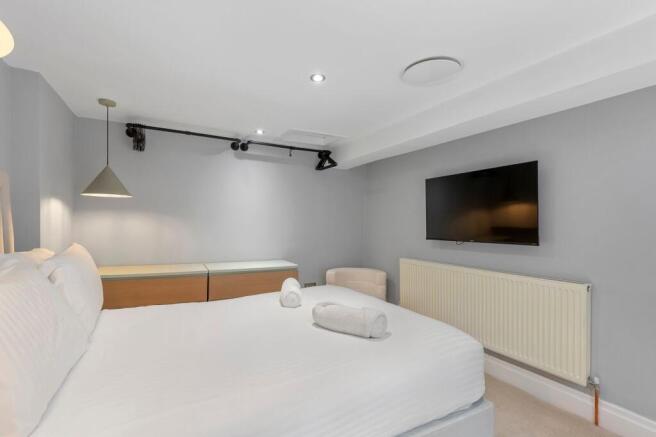 2 bed Terraced for sale Image 12