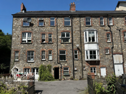 Broad Street, Abersychan, NP4 7BQ