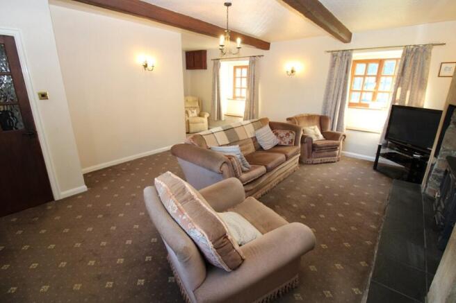 4 bed Farm House for sale Image 5