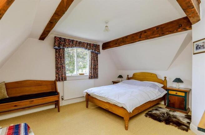 8300951-interior27v2.jpg