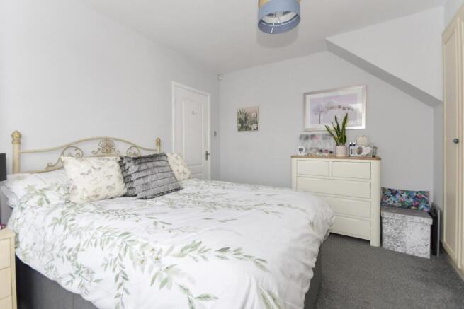 3 bed Bungalow for sale Image 7