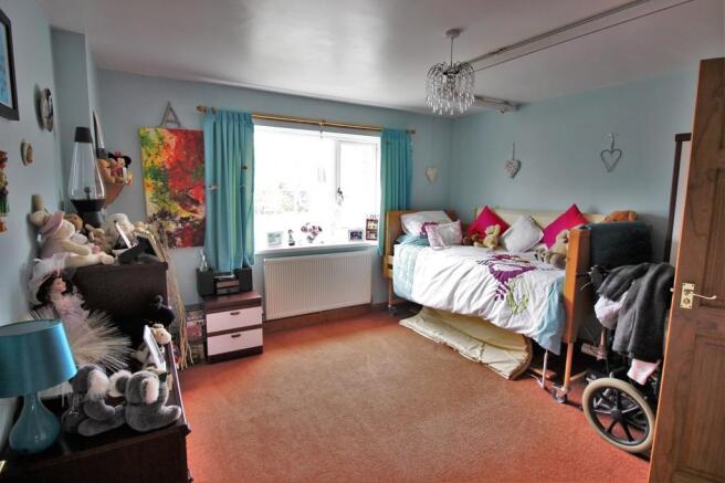 Photo 9