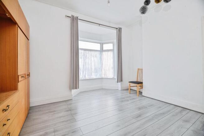 3 bed Terraced for sale Image 11