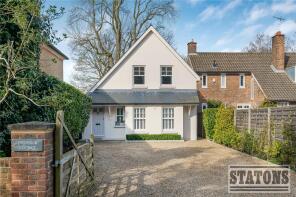 Frederick Cottage, Gladsmuir Road, Barnet EN5 4PJ