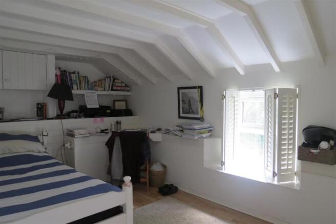 Bedroom: