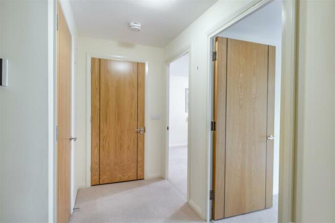 8564657-interior03.jpg