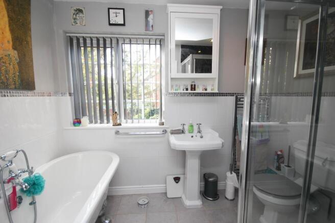 Photo 12