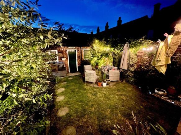2 bed Semi-Detached for sale Image 4