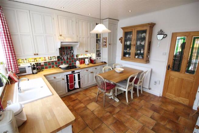 Dining Kitchen