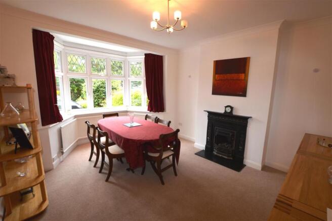 DINING ROOM: