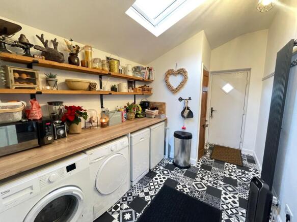 UTILITY/ BOOT ROOM