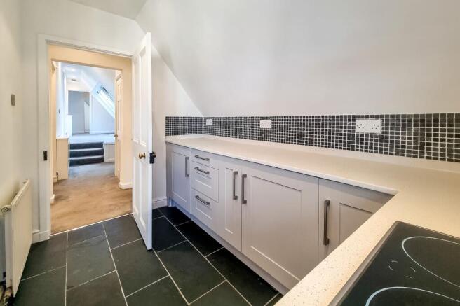 2 bed Apartment for sale Image 12
