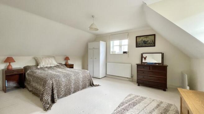 Bedroom 2.JPG