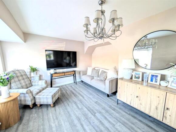Living Room a.jpg