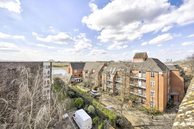 Holyport Road, Fulham, London, SW6 photo 2