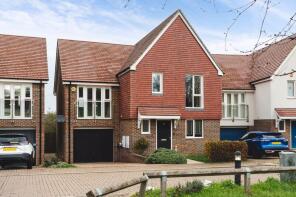 25, Nursery Rise, Waltham Abbey EN9 3FB