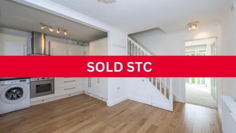 Evesham Way, Battersea, London SW11 5QX