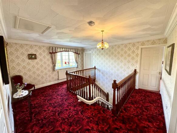 FIRST FLOOR STAIRS AND LANDING