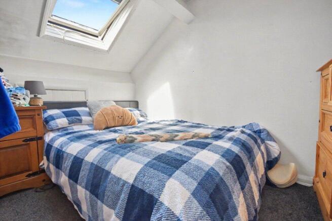 4 bed Terraced for sale Image 9