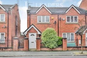 4, Rolls Crescent, Manchester M15 5JY