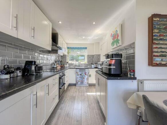 KITCHEN/DINER
