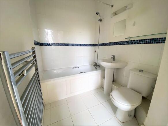 En suite Bathroom