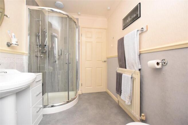 3 bed Detached Bungalow for sale Image 10