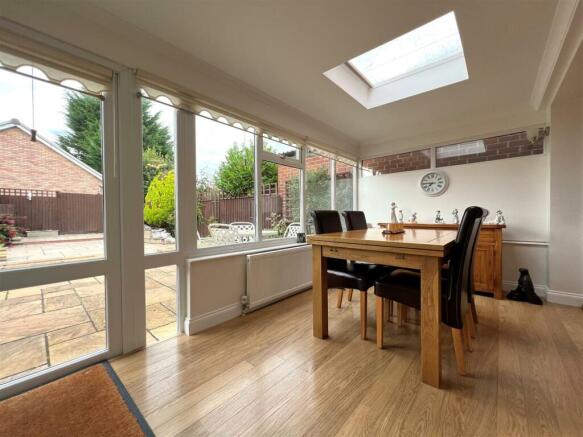 dining room.jpg