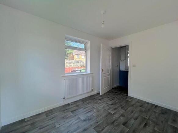 4 bed Detached for sale Image 6