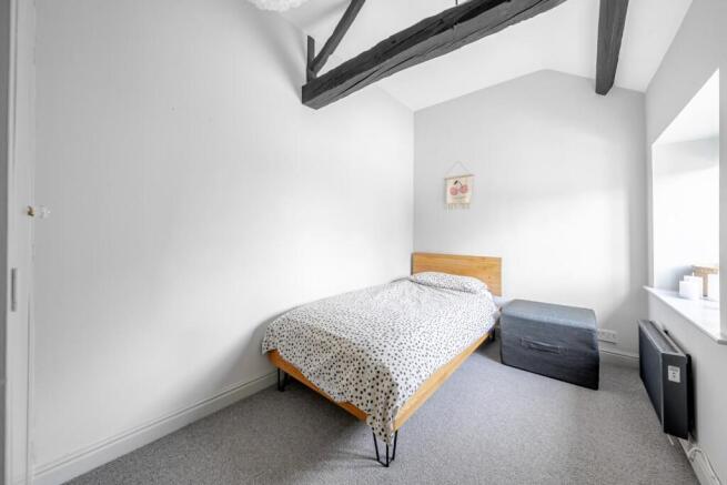 4 bed Terraced for sale Image 12