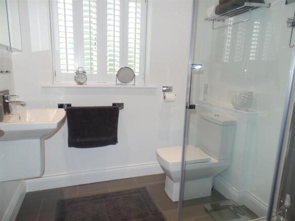 En suite Shower Room