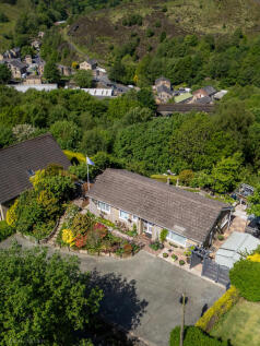 Knowl Lodge, Lumbutts Road, Todmorden