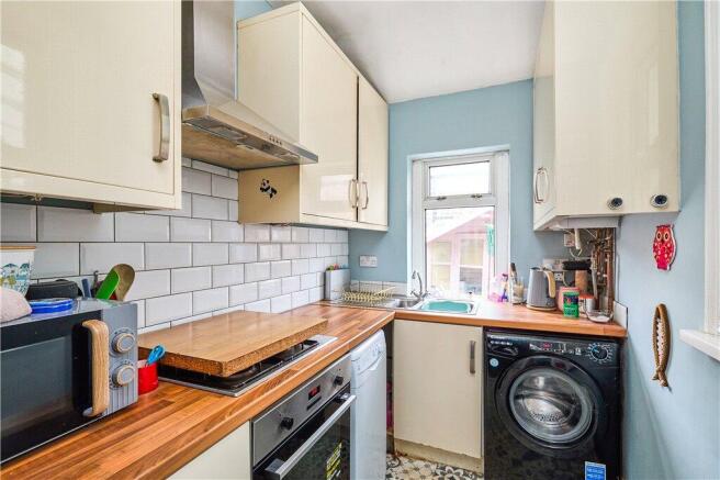 3 bed Terraced for sale Image 4