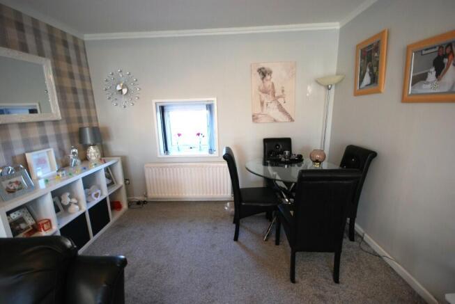 Dining/Lounge