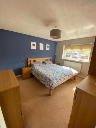 32 B Heights Bed 1.jpg