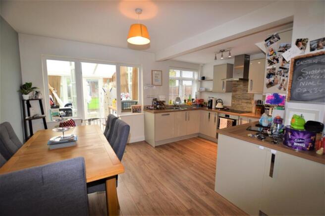 Kitchen/dining room
