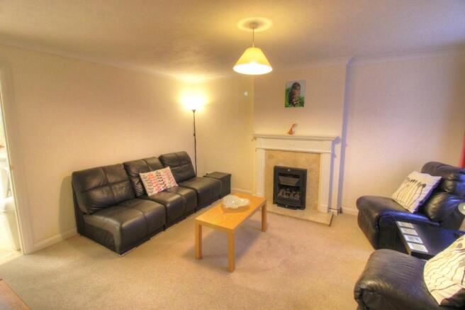 Forest gate 17 sitting room 2