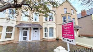 Flat 8, Rhosyn Apartments, Chapel Street, Llandudno LL30 2SY