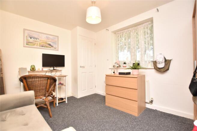 2 bed Apartment for sale Image 8