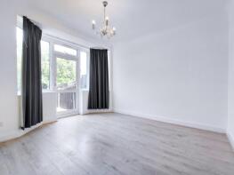11, Argyle Close, London W13 0BE