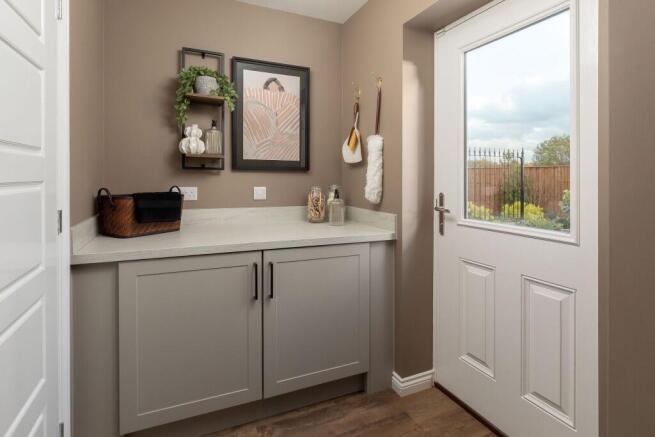 4 bed Detached for sale Image 5