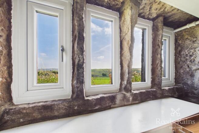 2 bed Terraced for sale Image 8
