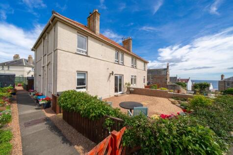 Lamont Terrace, Crail, KY10
