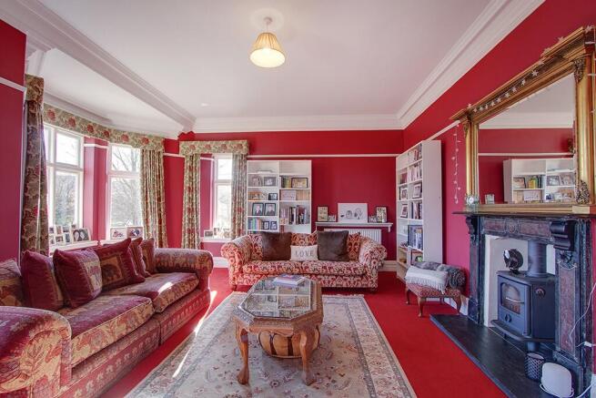 8 bed Detached for sale Image 4