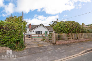 55, Oakhurst Road, Ferndown BH22 0DP