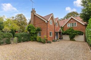 The Holt, Berries Road, Cookham, Maidenhead SL6 9SD