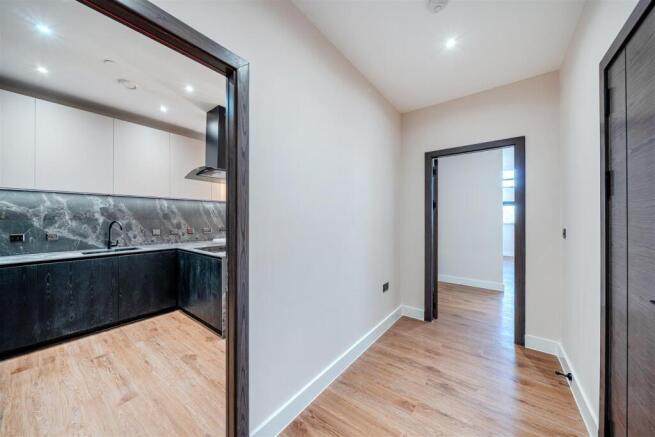 1 bed Apartment to rent Image 7